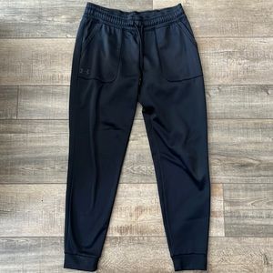 Under Armour Women’s Black Jogger Athletic Pants size Sm